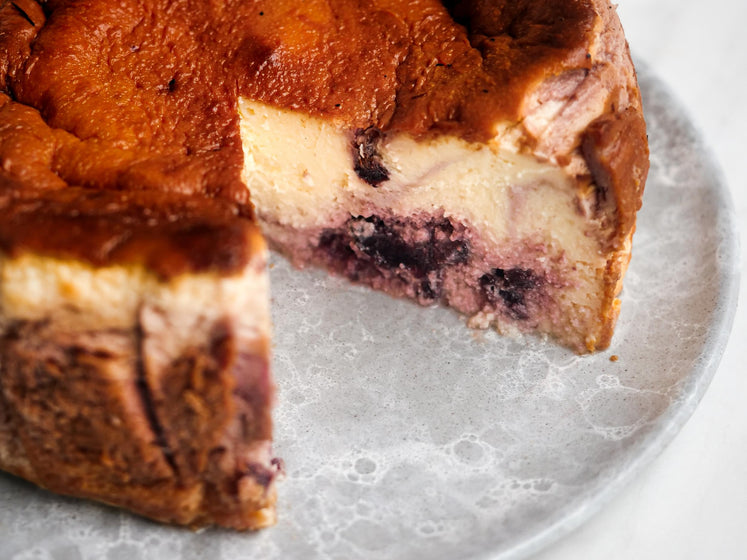 Burnt Basque Cheesecake Recipe for your Holiday Dessert